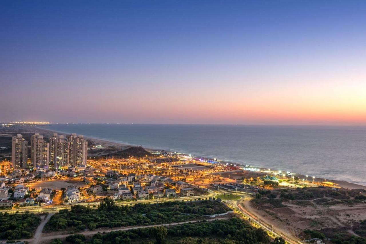 35Th Floor 4 Rooms On The Sea Bat Yam Eksteriør bilde