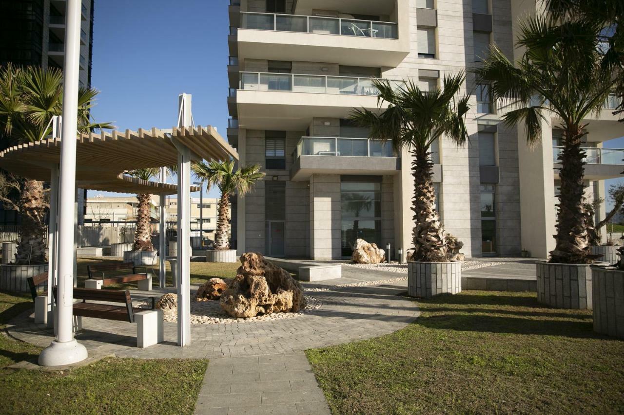 35Th Floor 4 Rooms On The Sea Bat Yam Eksteriør bilde