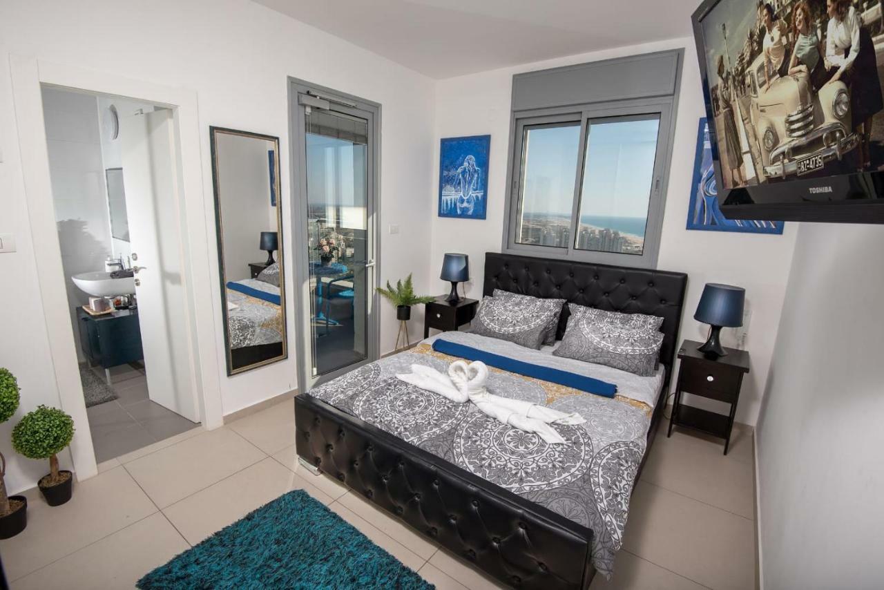 35Th Floor 4 Rooms On The Sea Bat Yam Eksteriør bilde