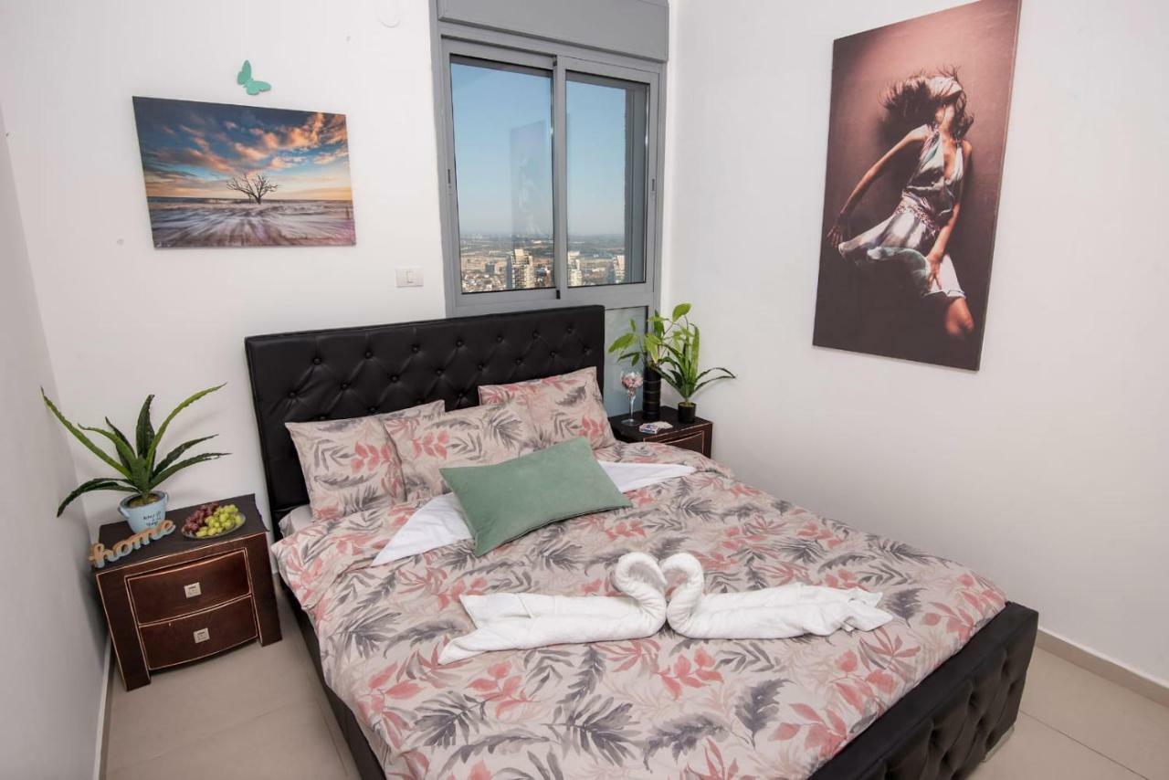 35Th Floor 4 Rooms On The Sea Bat Yam Eksteriør bilde